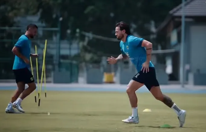 Waspadai Ancam Dimitar Mitkov! Persib Siap Bungkam Madura United