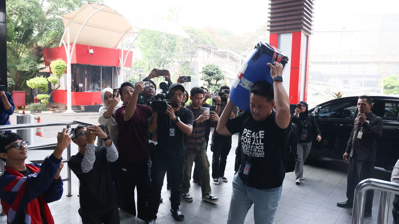 OTT Klaten: Duit 1,9M disimpan Dalam Tong, Pejabat Makin Kreatif Dalam Korupsi